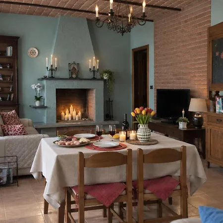 Holiday home Casa Tra Vigne E Tartufi Autunno Nel Roero Monteu Roero